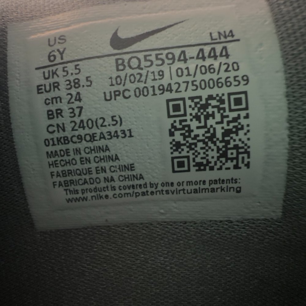 Nike LeBron 17 South Beach, Basketball Shoes - Picture 6 of 6